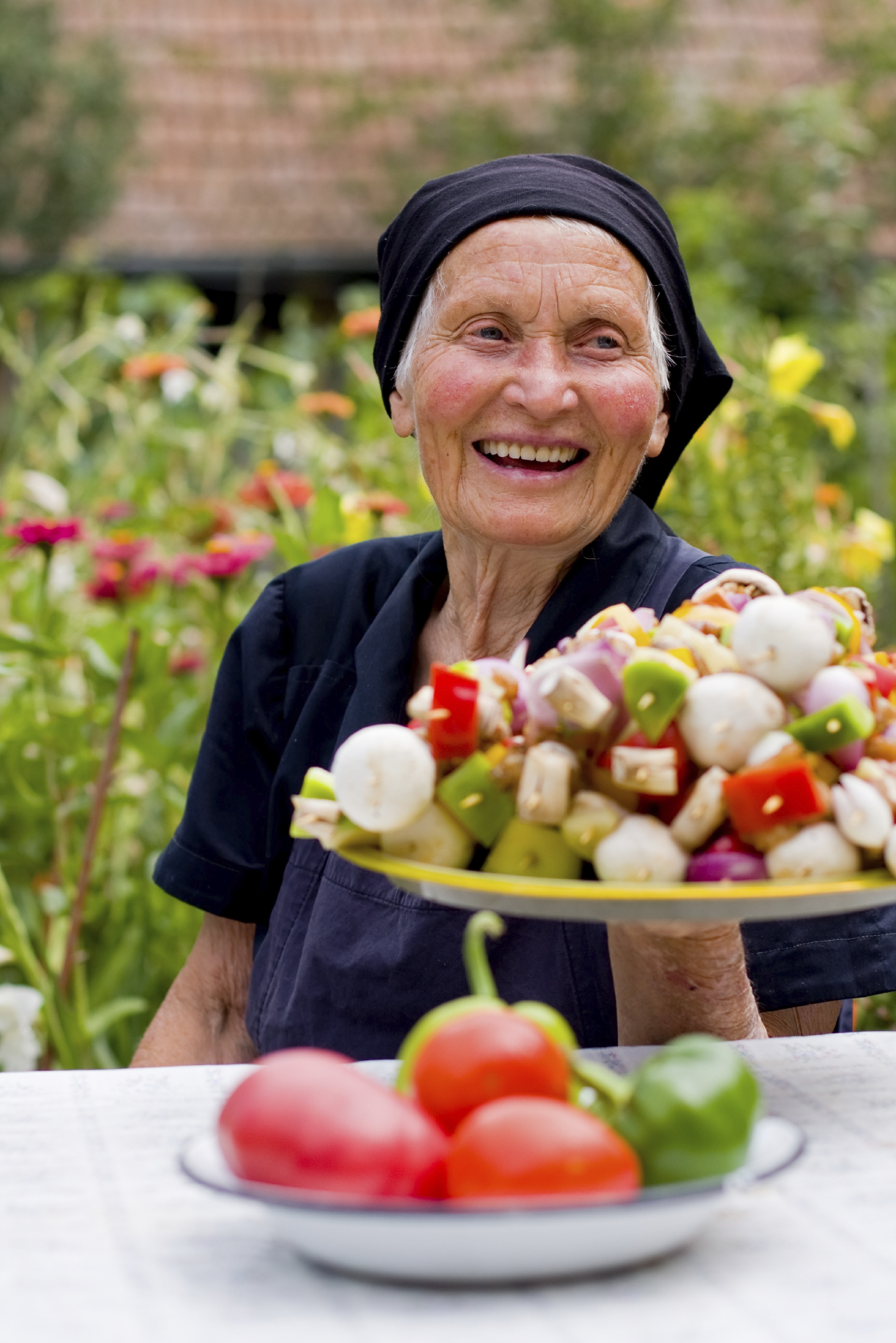 How do centenarians feed? Professors give nutrition advice